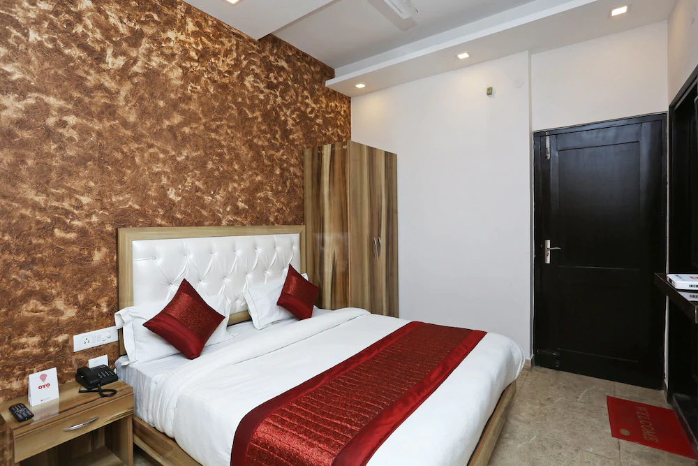 Hotel Diplomat Regency by OYO Rooms