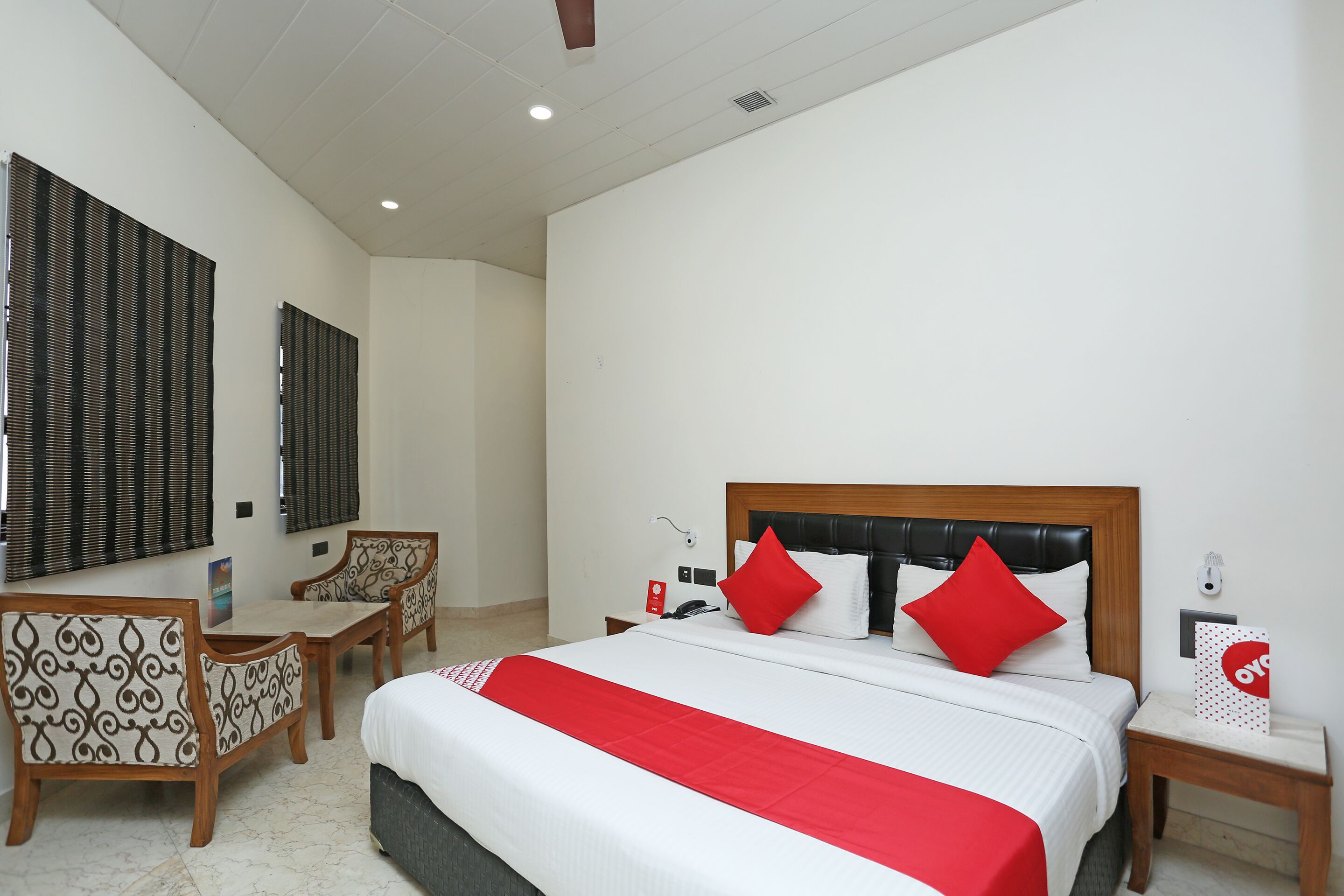 Hotel Green Castle by OYO Rooms