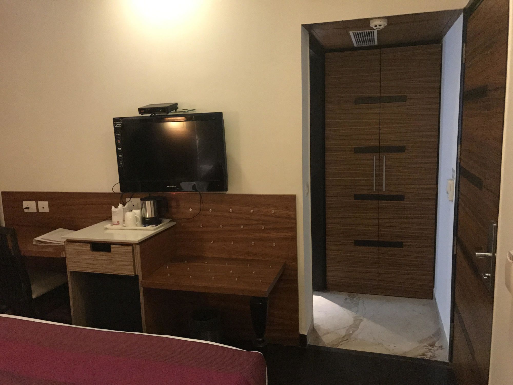 Hotel Ivory 32