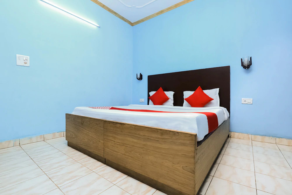 Hotel Kanishka Palace by OYO Rooms