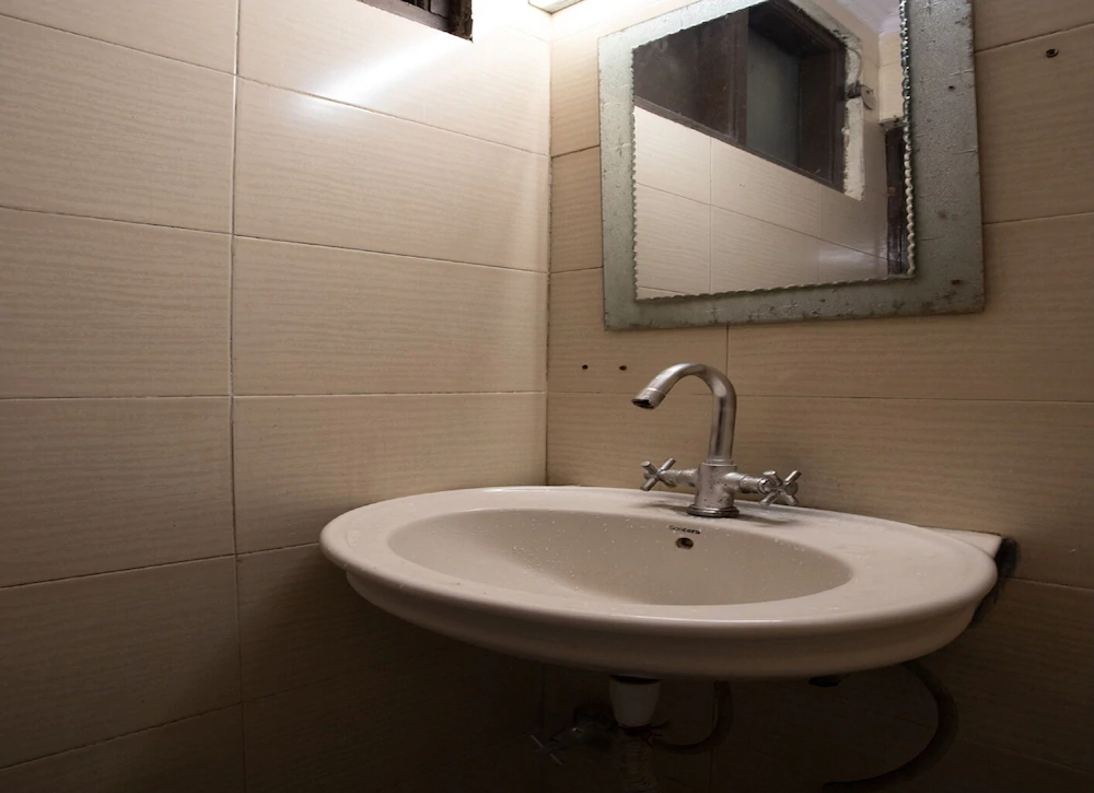 Hotel K G Palace Deluxe by OYO Rooms