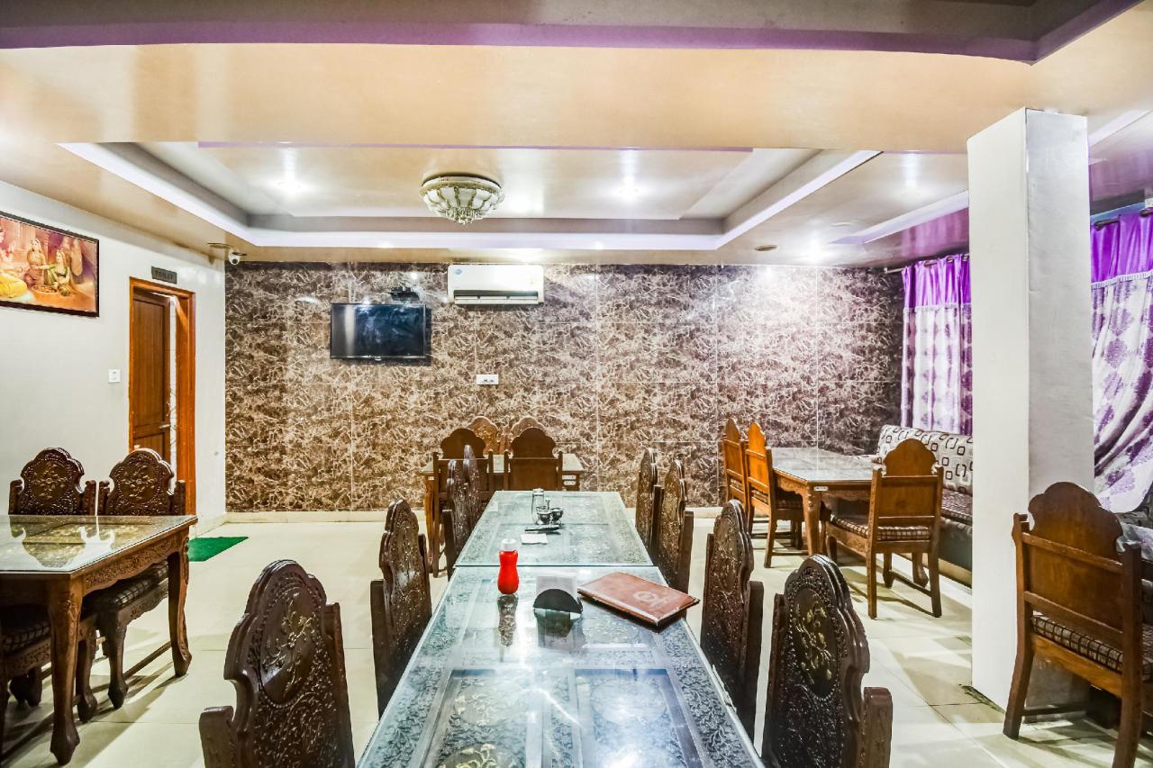 Hotel Mannat by OYO Rooms