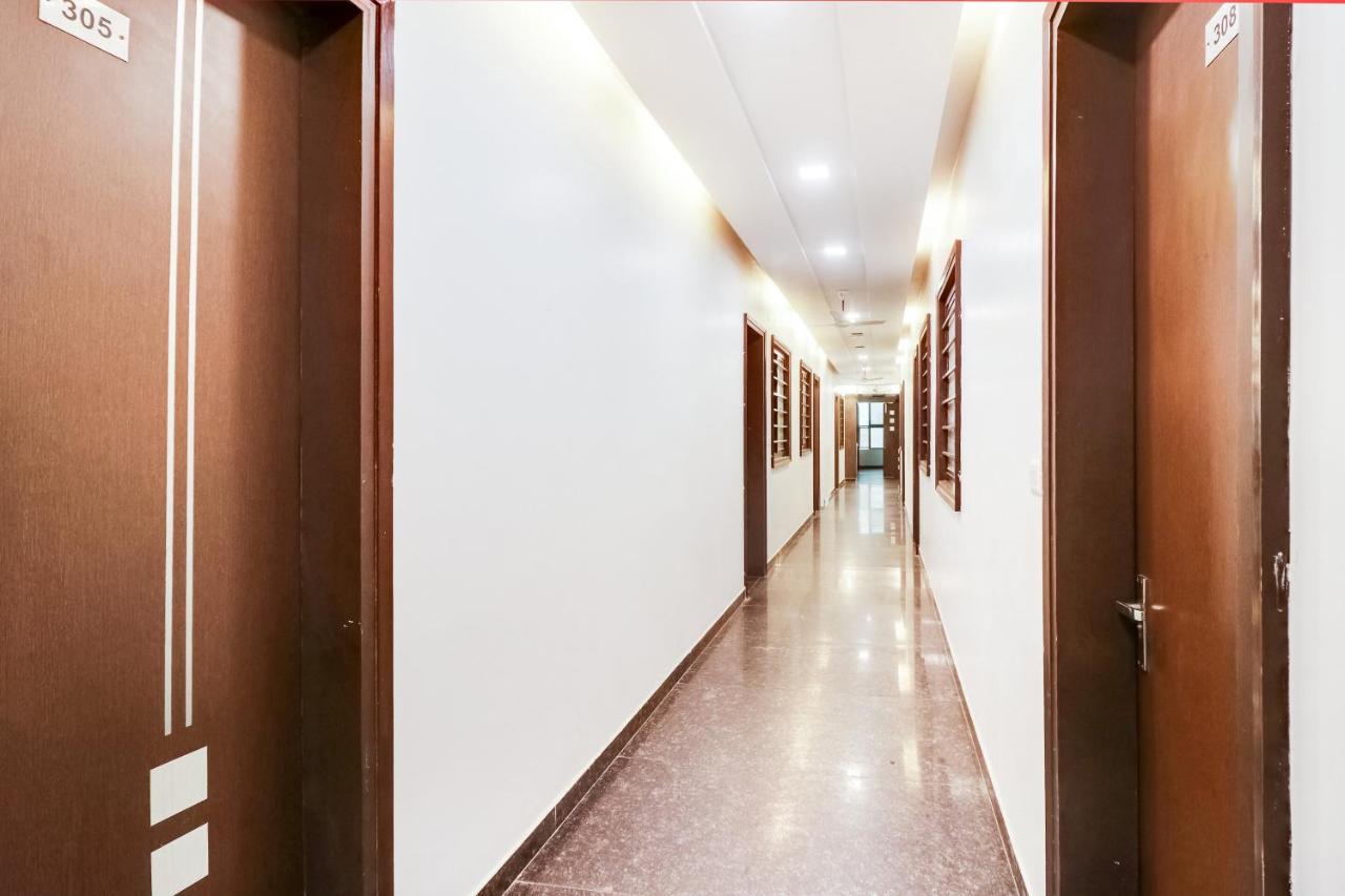 Hotel Mannat by OYO Rooms