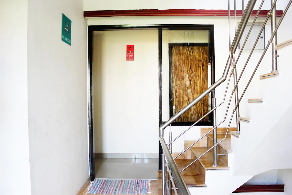 Hotel Manzil by OYO Rooms