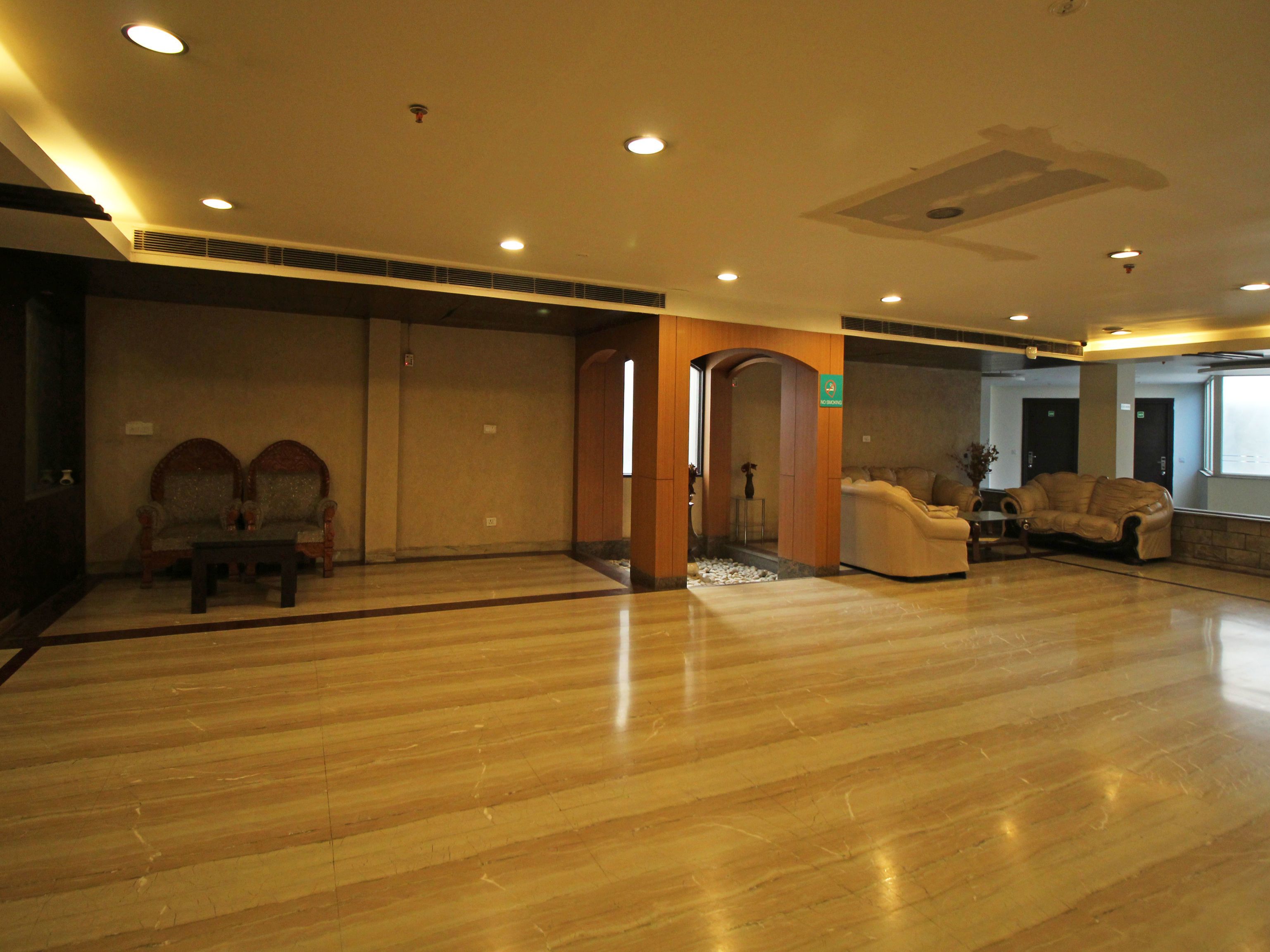 Hotel Mint Park Blue by OYO