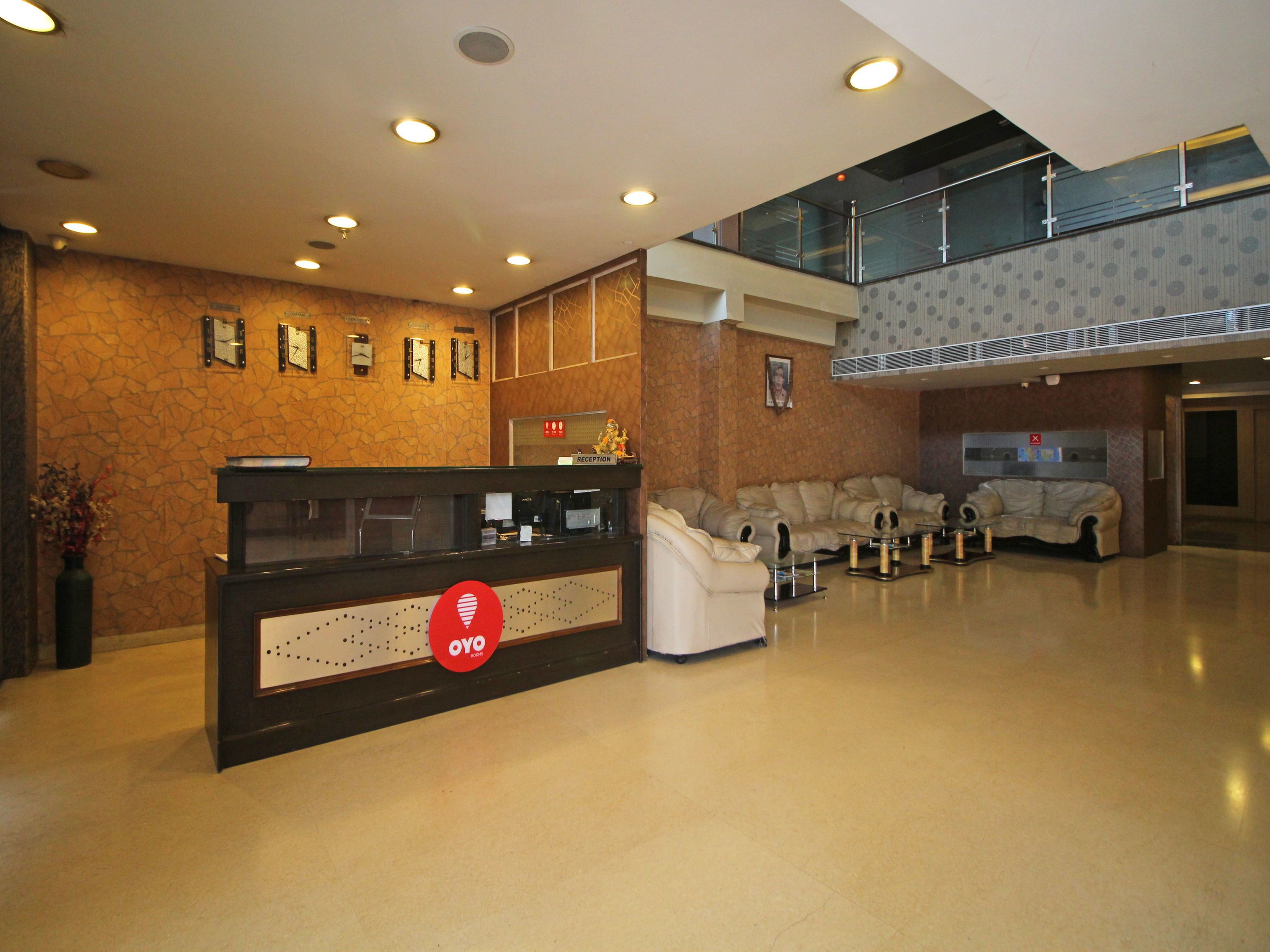 Hotel Mint Park Blue by OYO