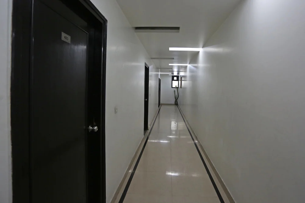 Noratan Palace by OYO Rooms