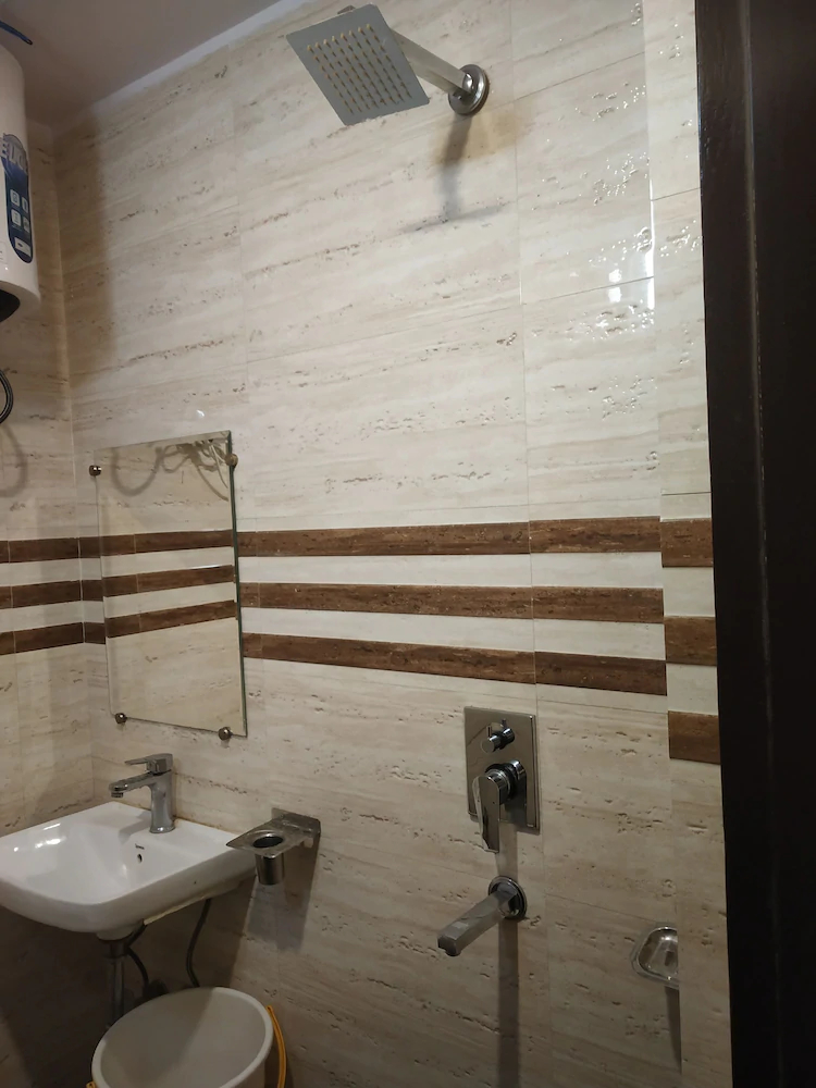 Hotel Olive International by ADB Rooms