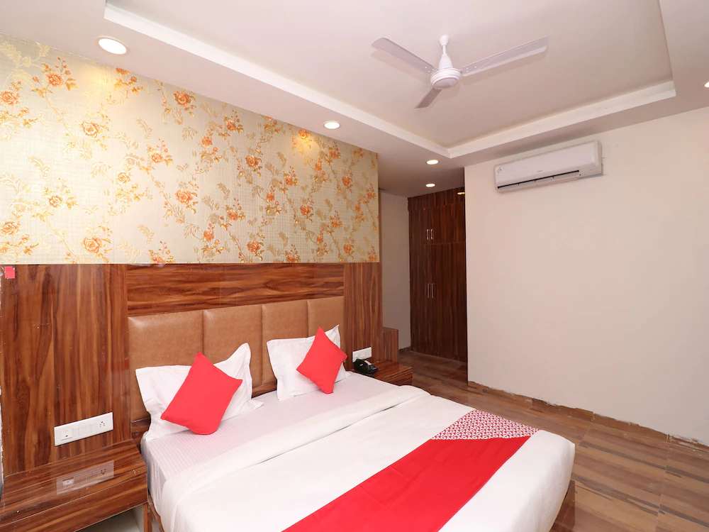Hotel Olivia Inn by OYO Rooms