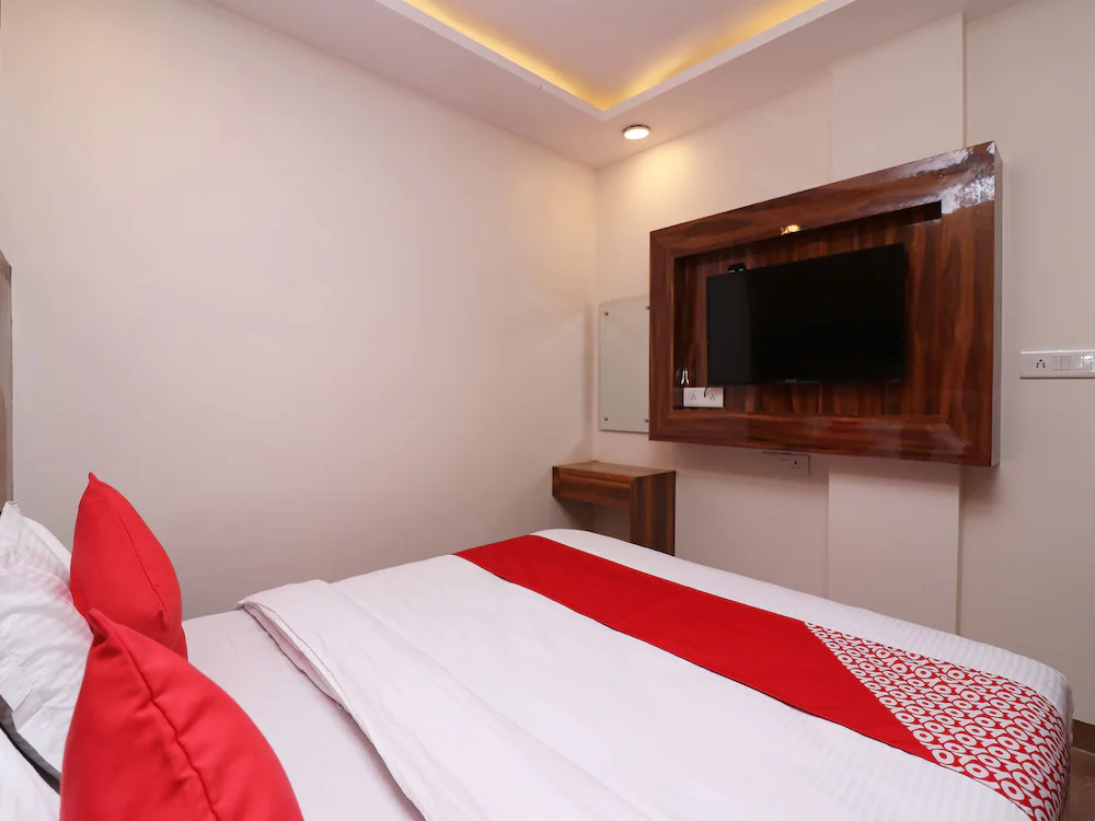 Hotel Olivia Inn by OYO Rooms
