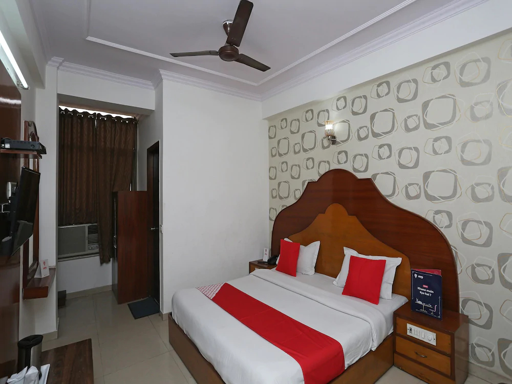 Hotel Pallvi Palace by OYO Rooms