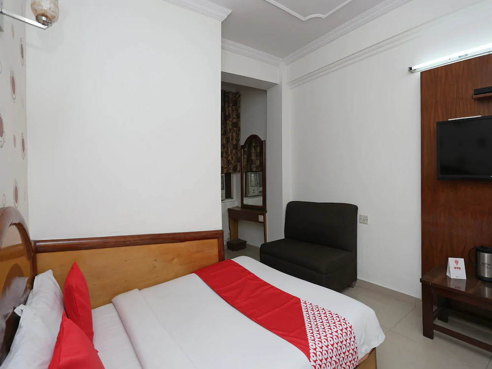 Hotel Pallvi Palace by OYO Rooms