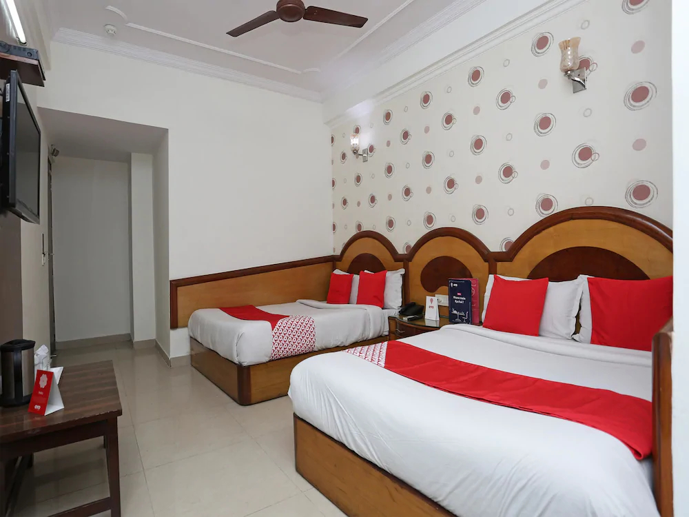 Hotel Pallvi Palace by OYO Rooms