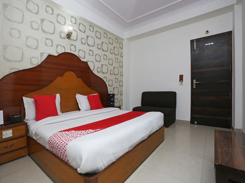Hotel Pallvi Palace by OYO Rooms