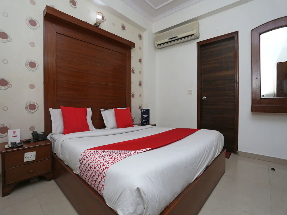 Hotel Pallvi Palace by OYO Rooms