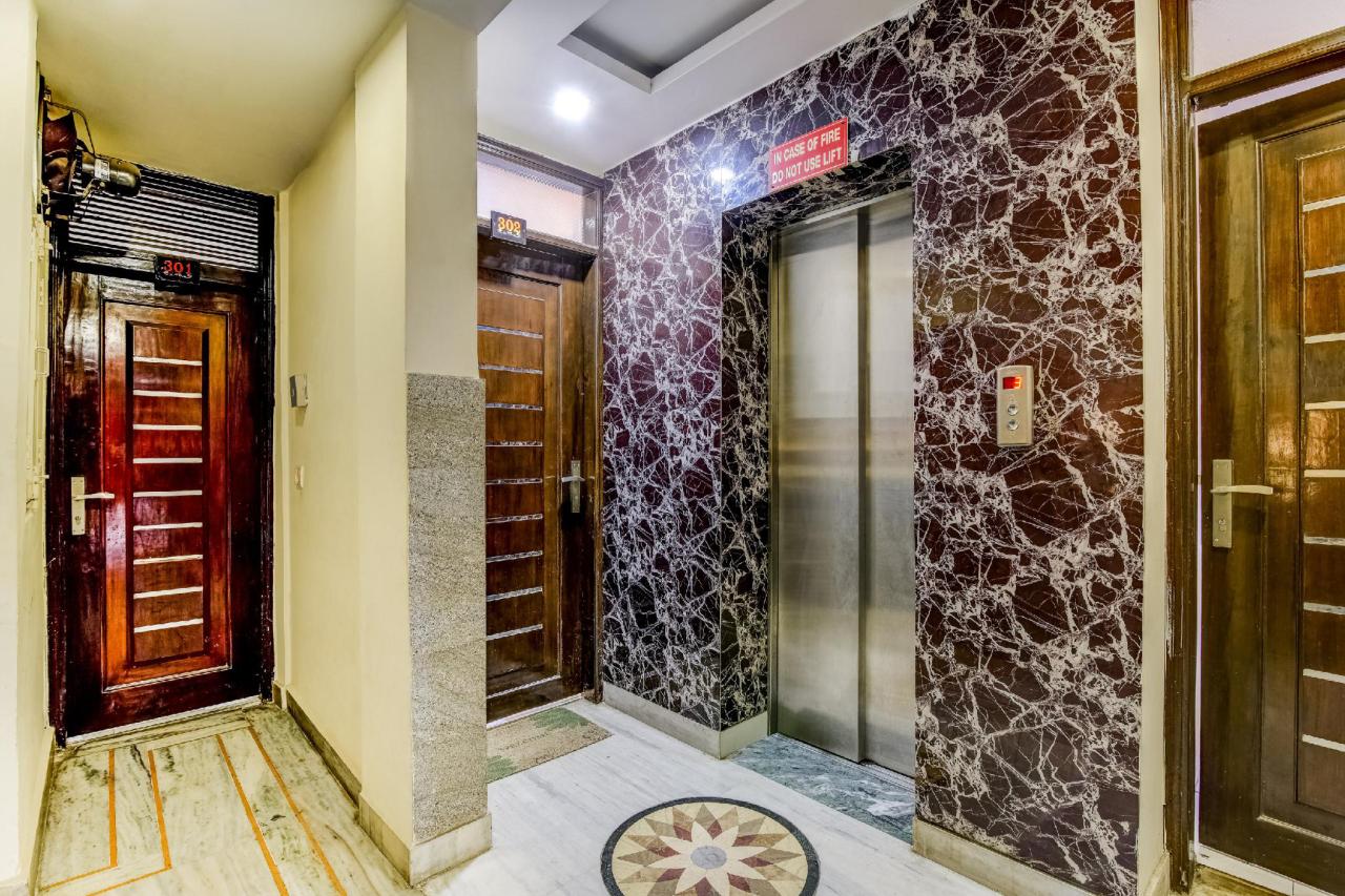 Hotel Priya Palace by OYO Rooms