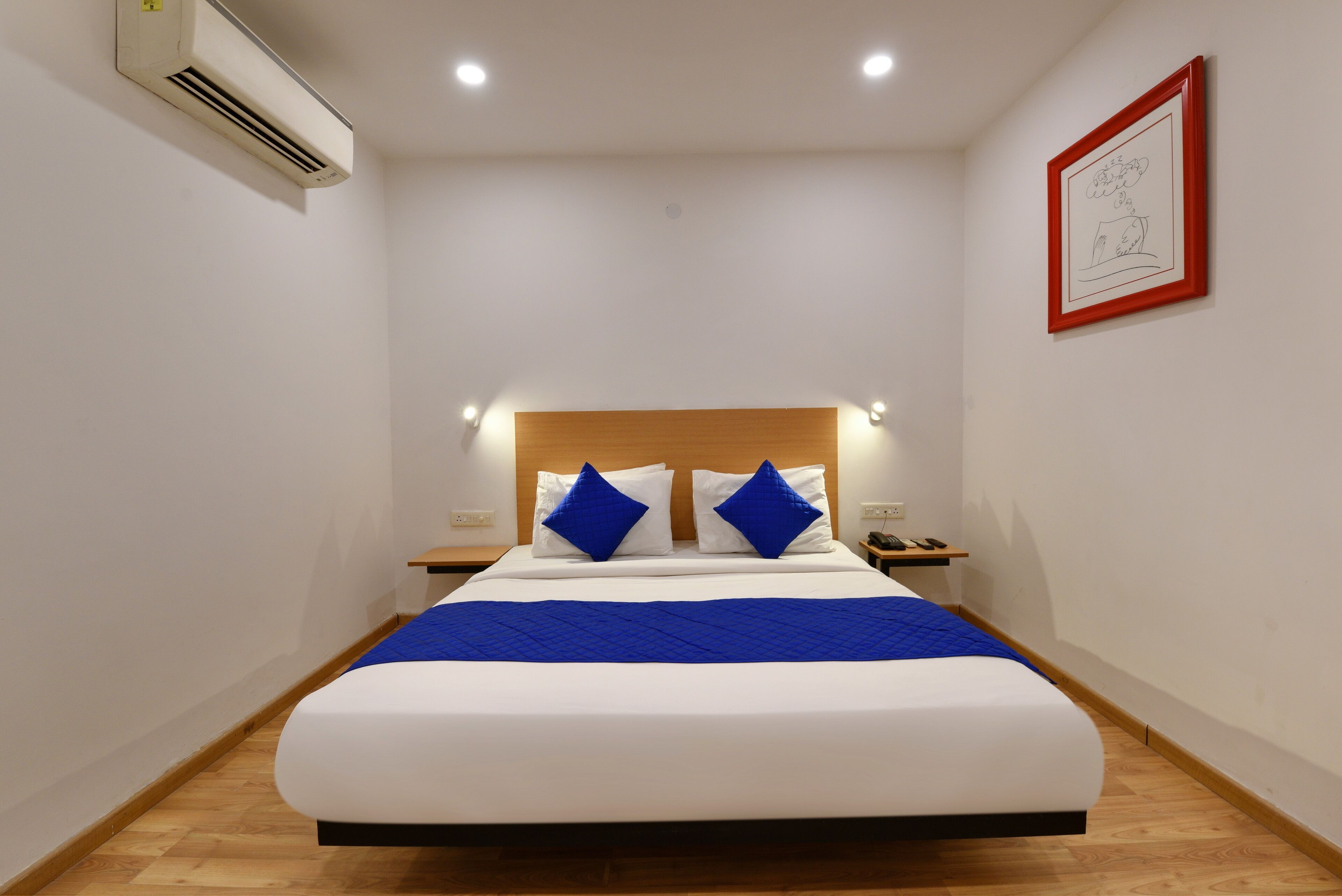 Super Townhouse Rohini Sector 23