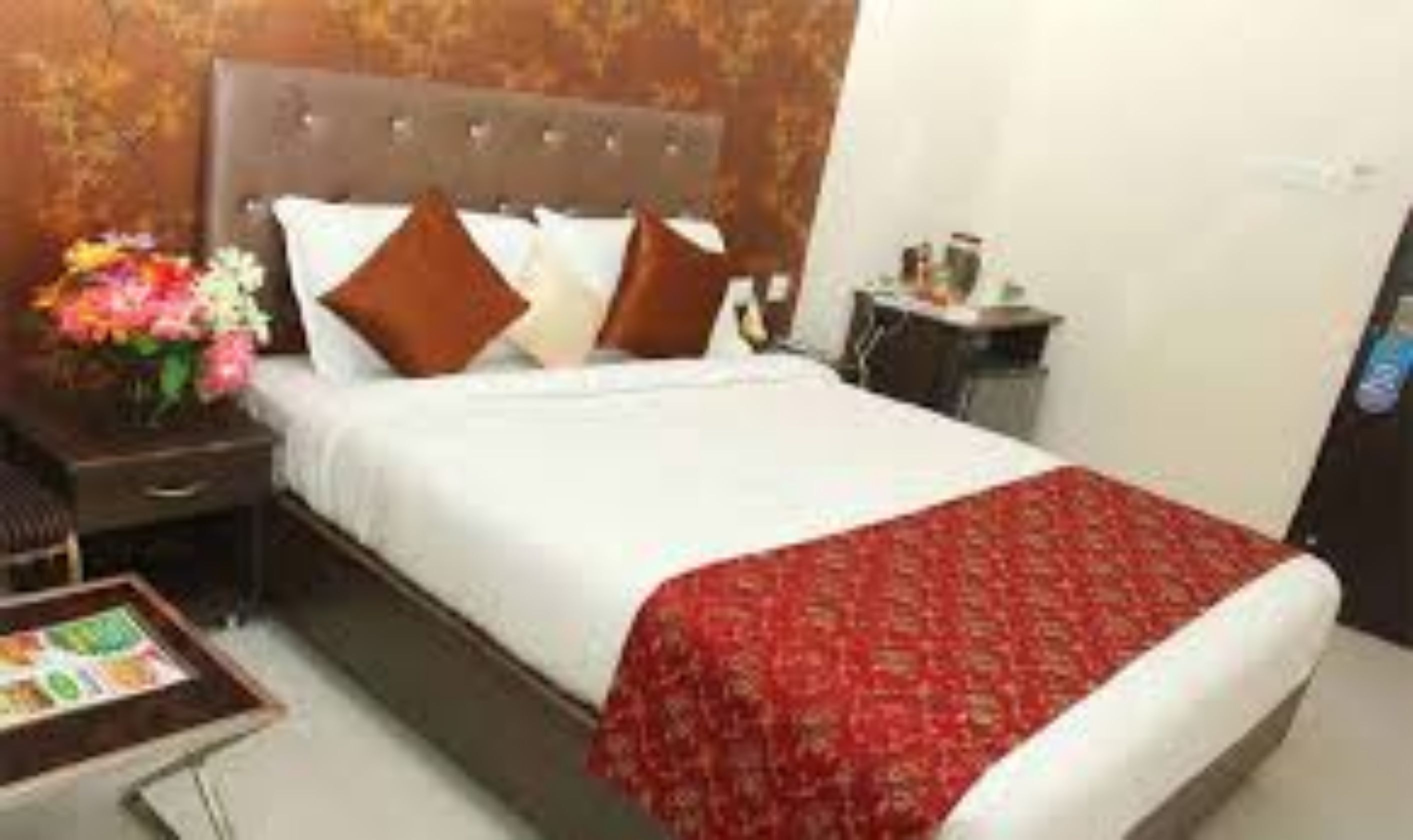 Hotel R Inn Delhi