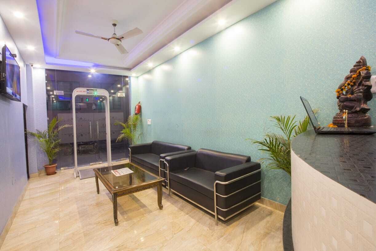 Hotel R Inn Delhi