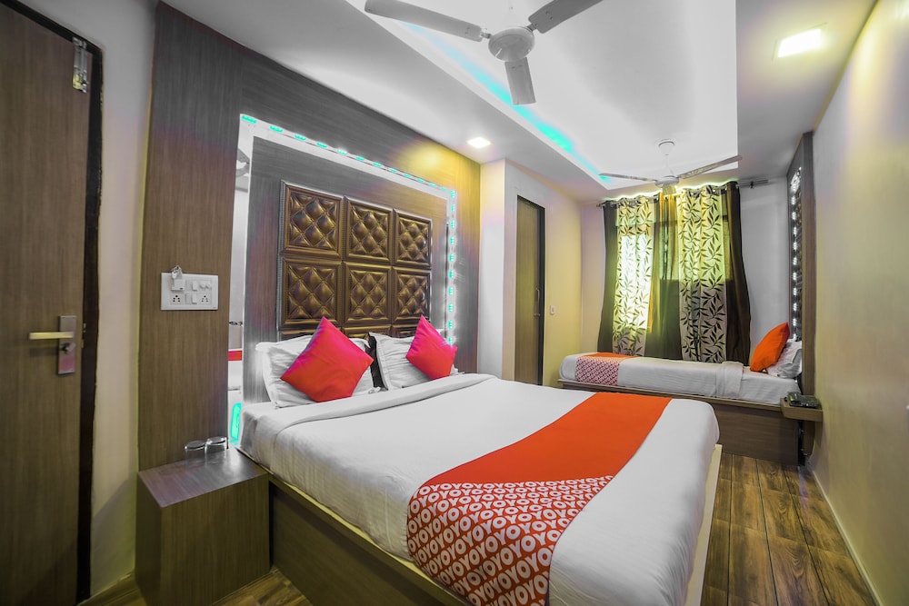Hotel Rohit Dx