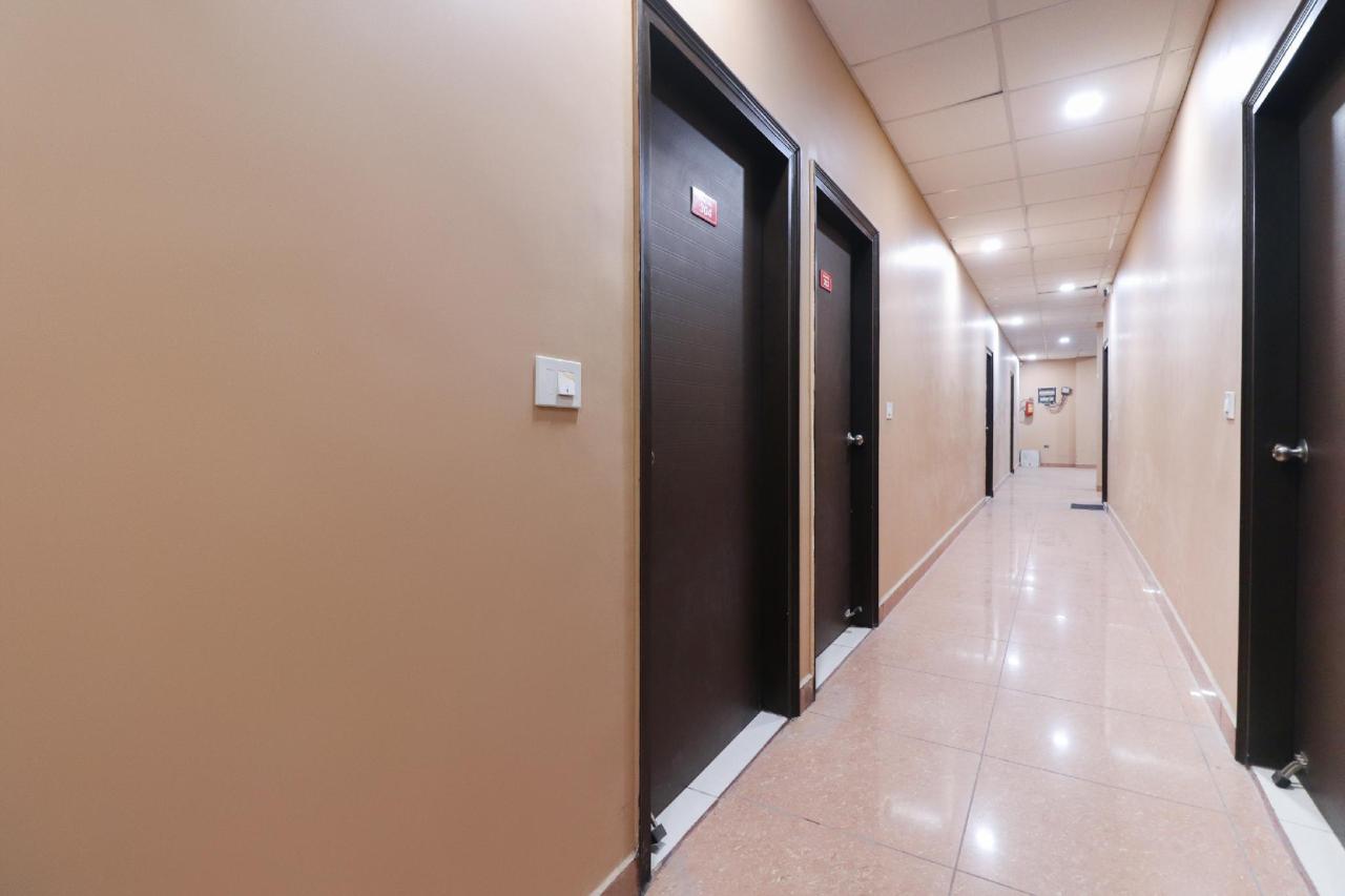Hotel Royal Plaza BY OYO Rooms