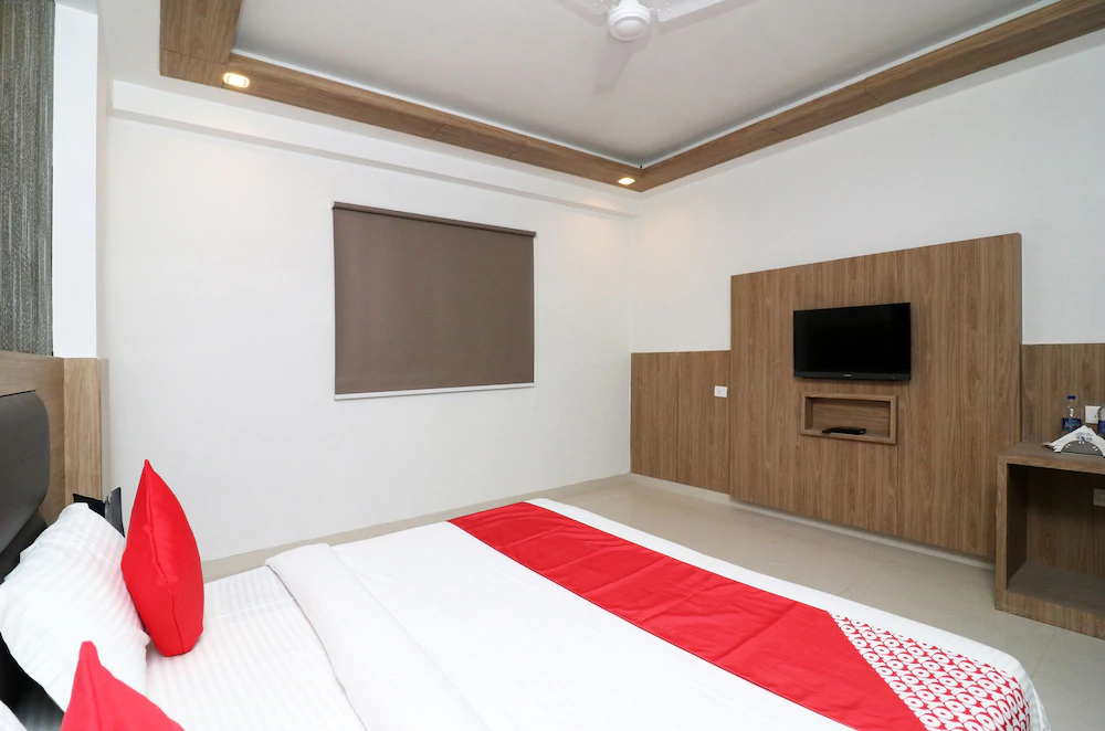 Hotel Salt By OYO Rooms