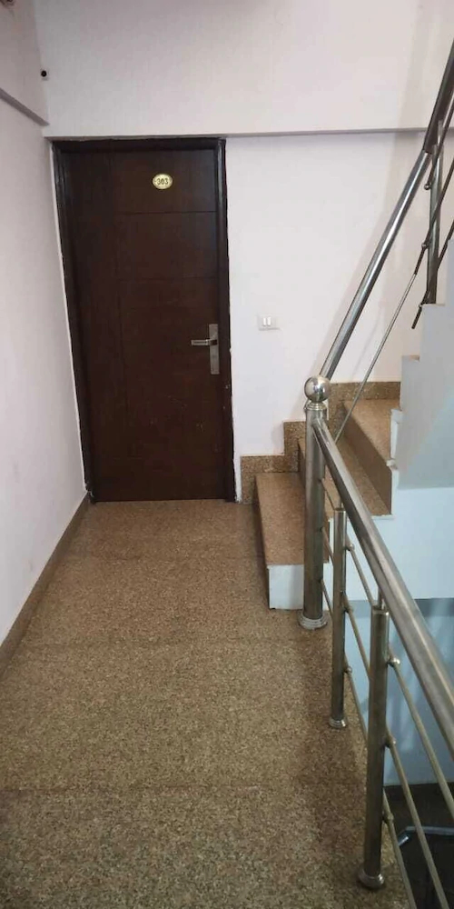 Hotel Saya Deluxe New Delhi Railway Station by ADB Rooms