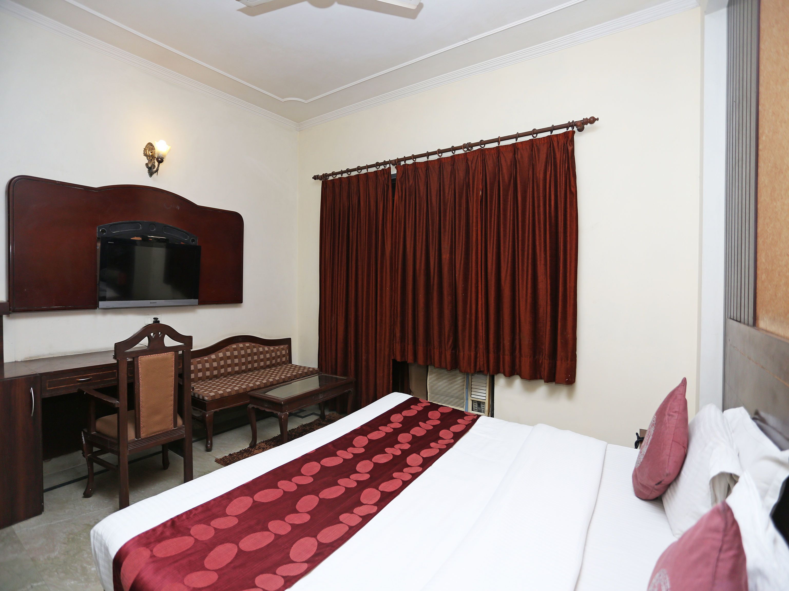 Hotel Soni Villa by OYO Rooms