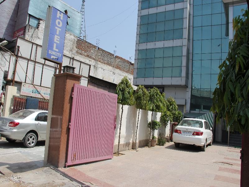 Hotel Suncity Inn