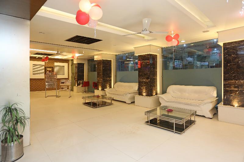 OYO 524 Hotel Sun International