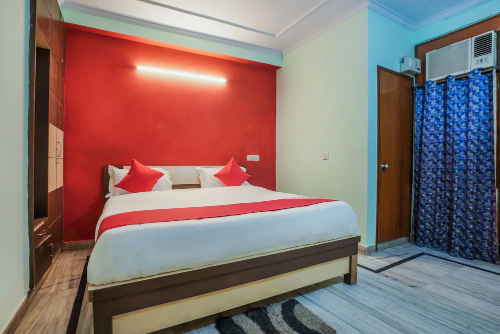 Hotel Sunrise Blue by OYO Rooms