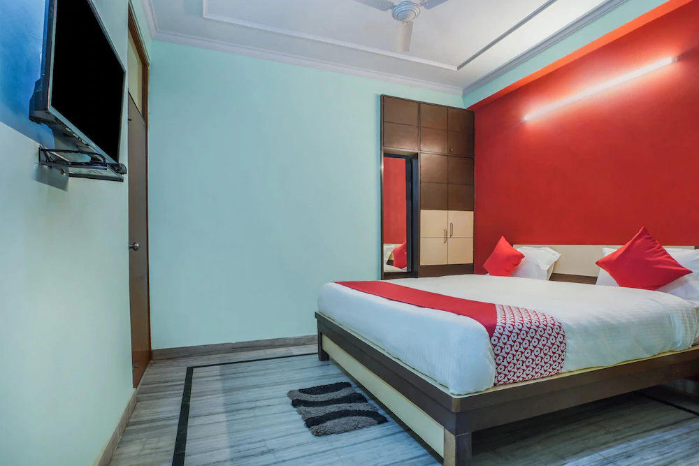 Hotel Sunrise Blue by OYO Rooms