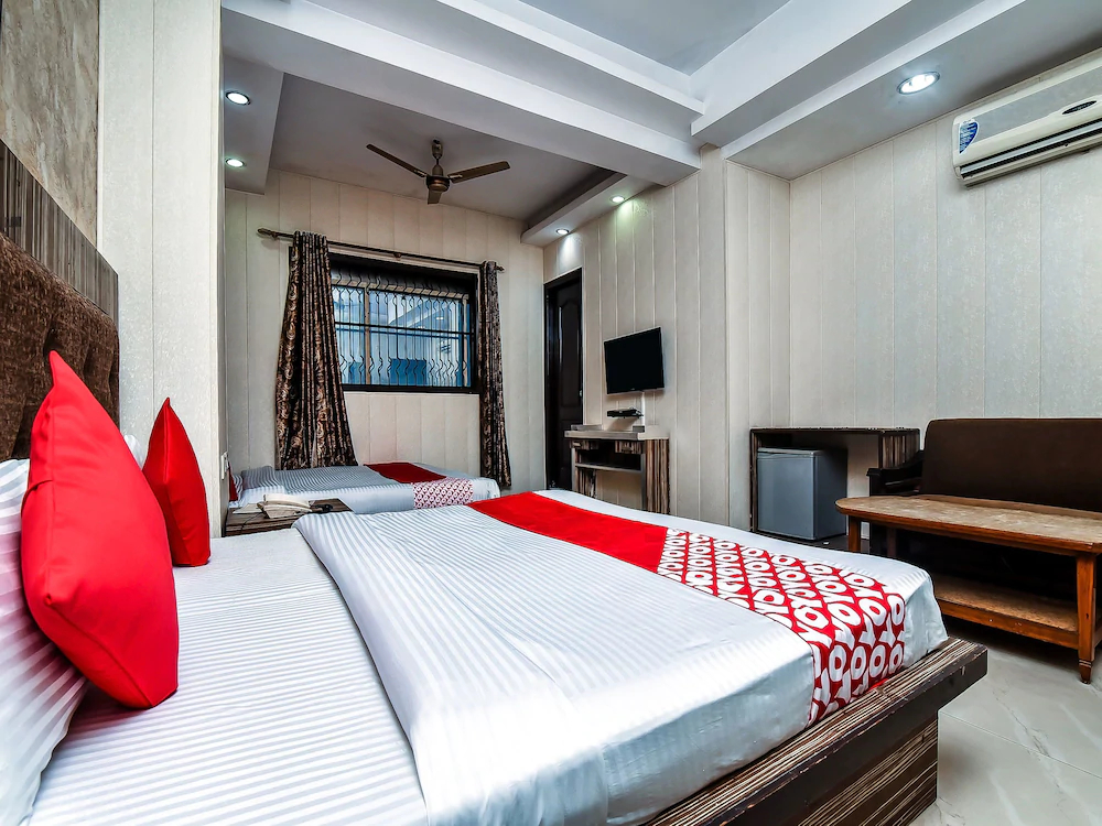 Hotel Sunrize By OYO Rooms
