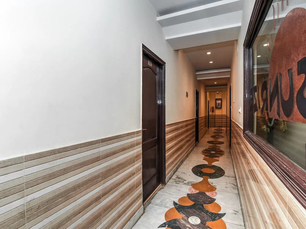 Hotel Sunrize By OYO Rooms