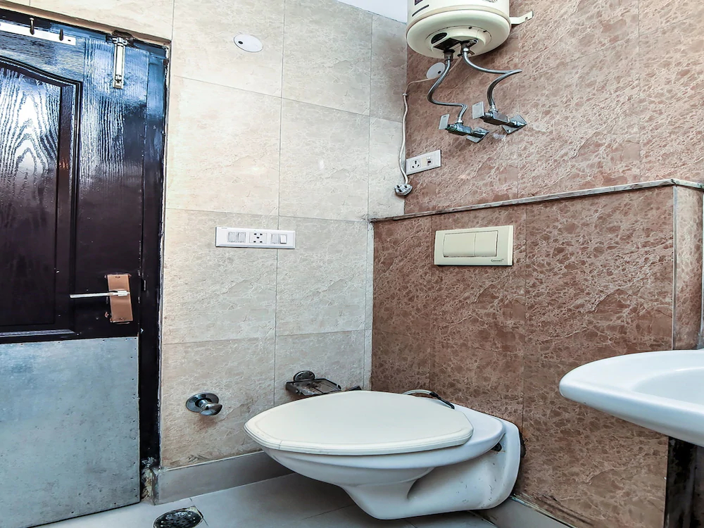 Hotel Sunrize By OYO Rooms