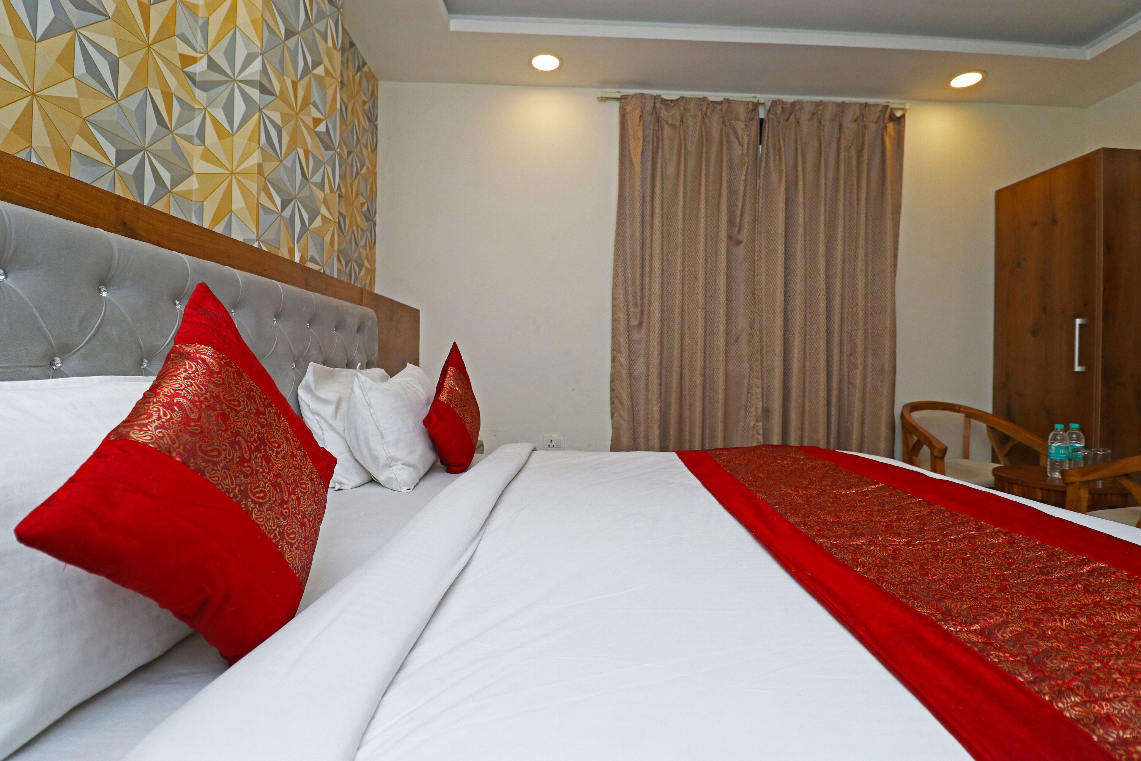 Hotel The Glory