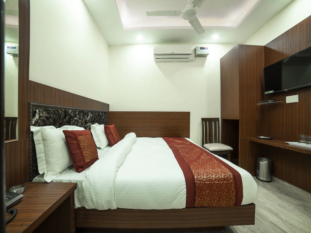 Hotel Toto International By OYO Rooms