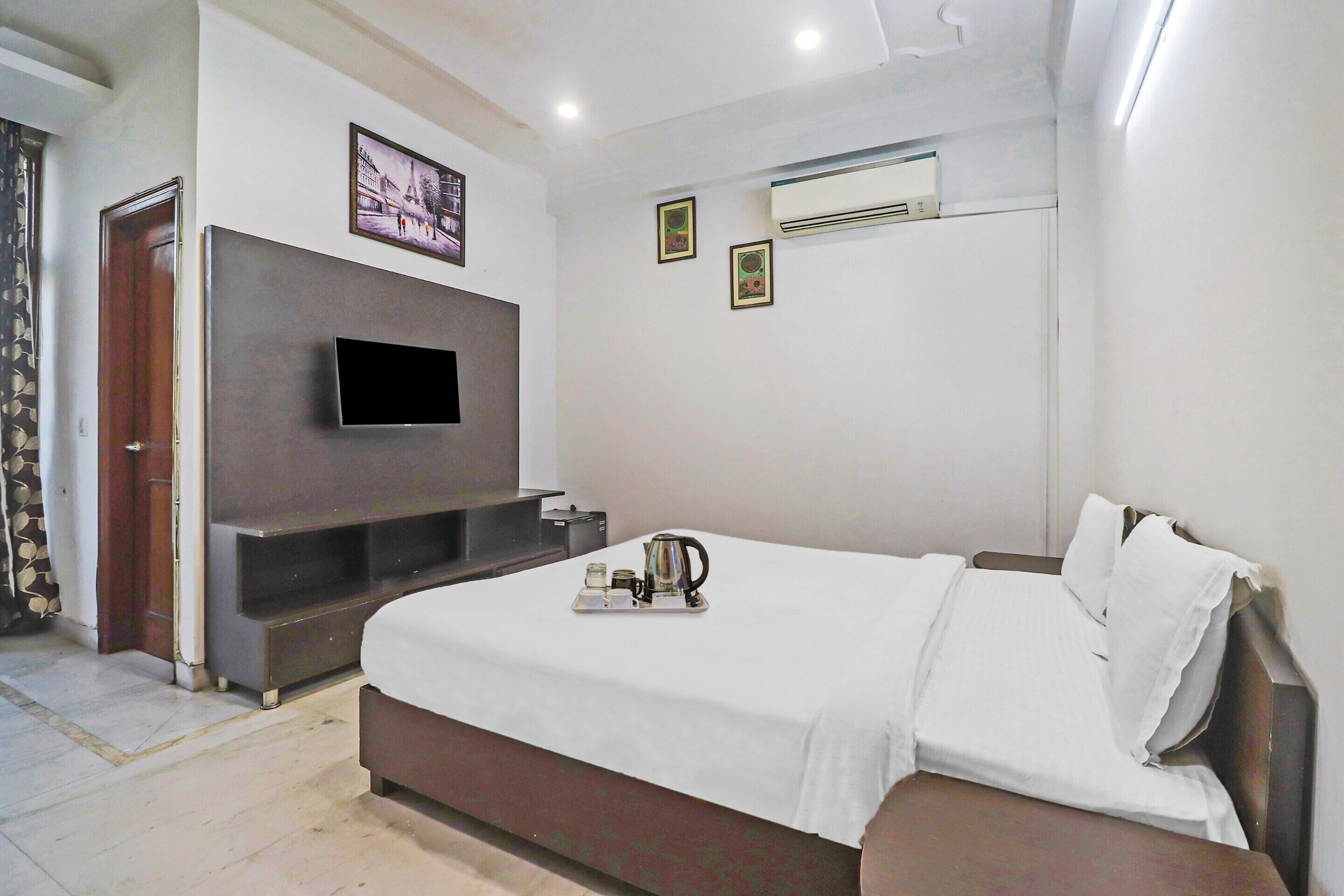 Hotel Vm Residency by OYO