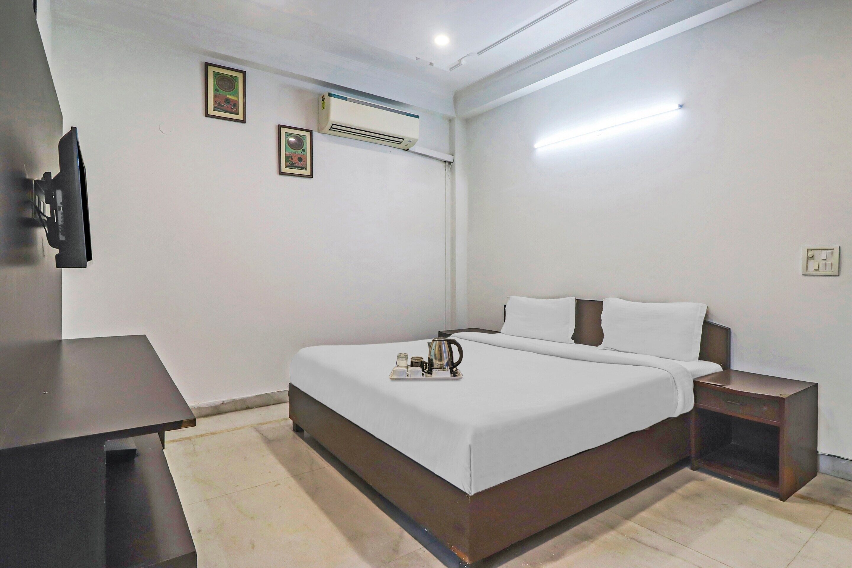 Hotel Vm Residency by OYO
