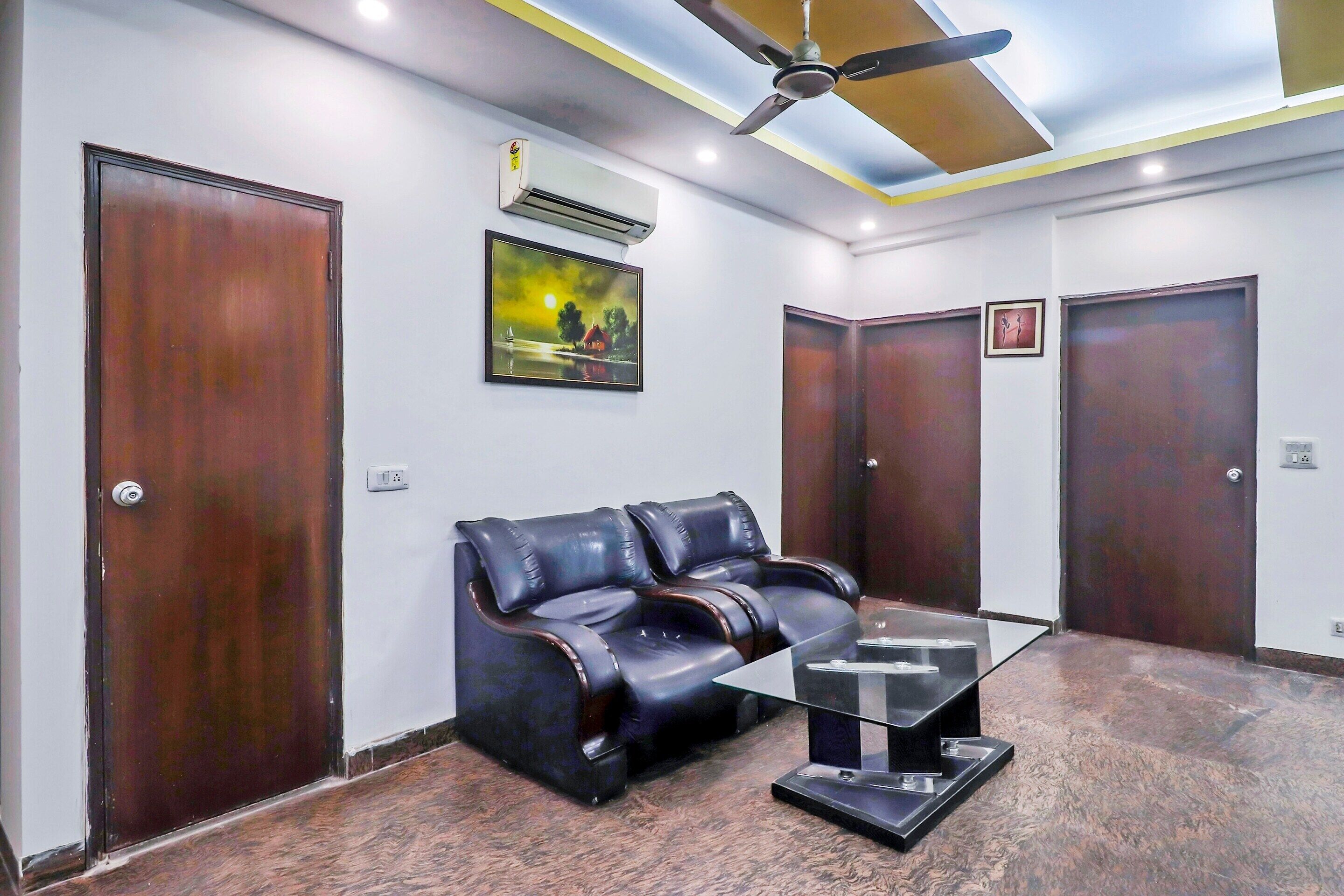 Hotel Vm Residency by OYO