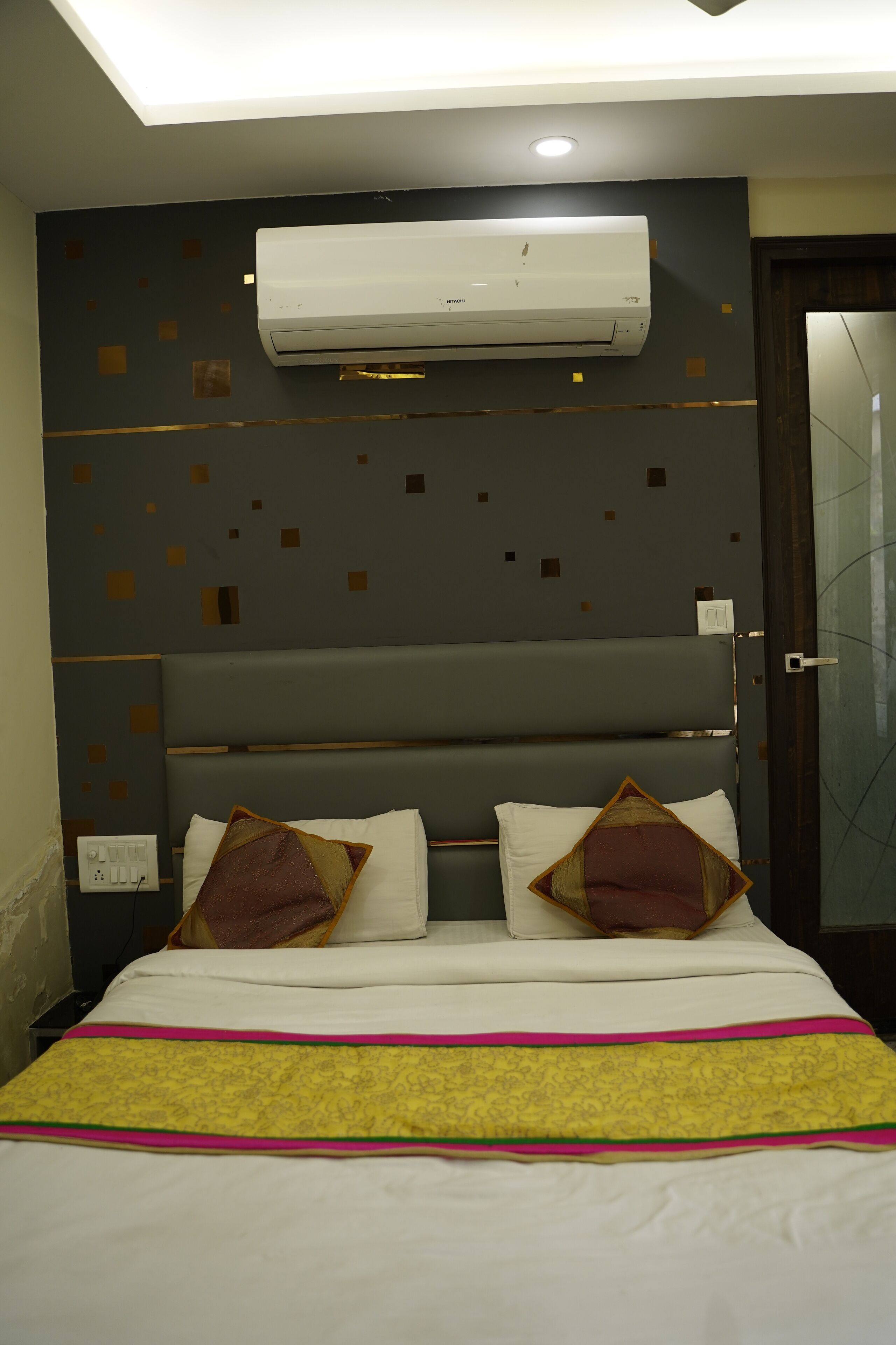 Hotel Wall City 55