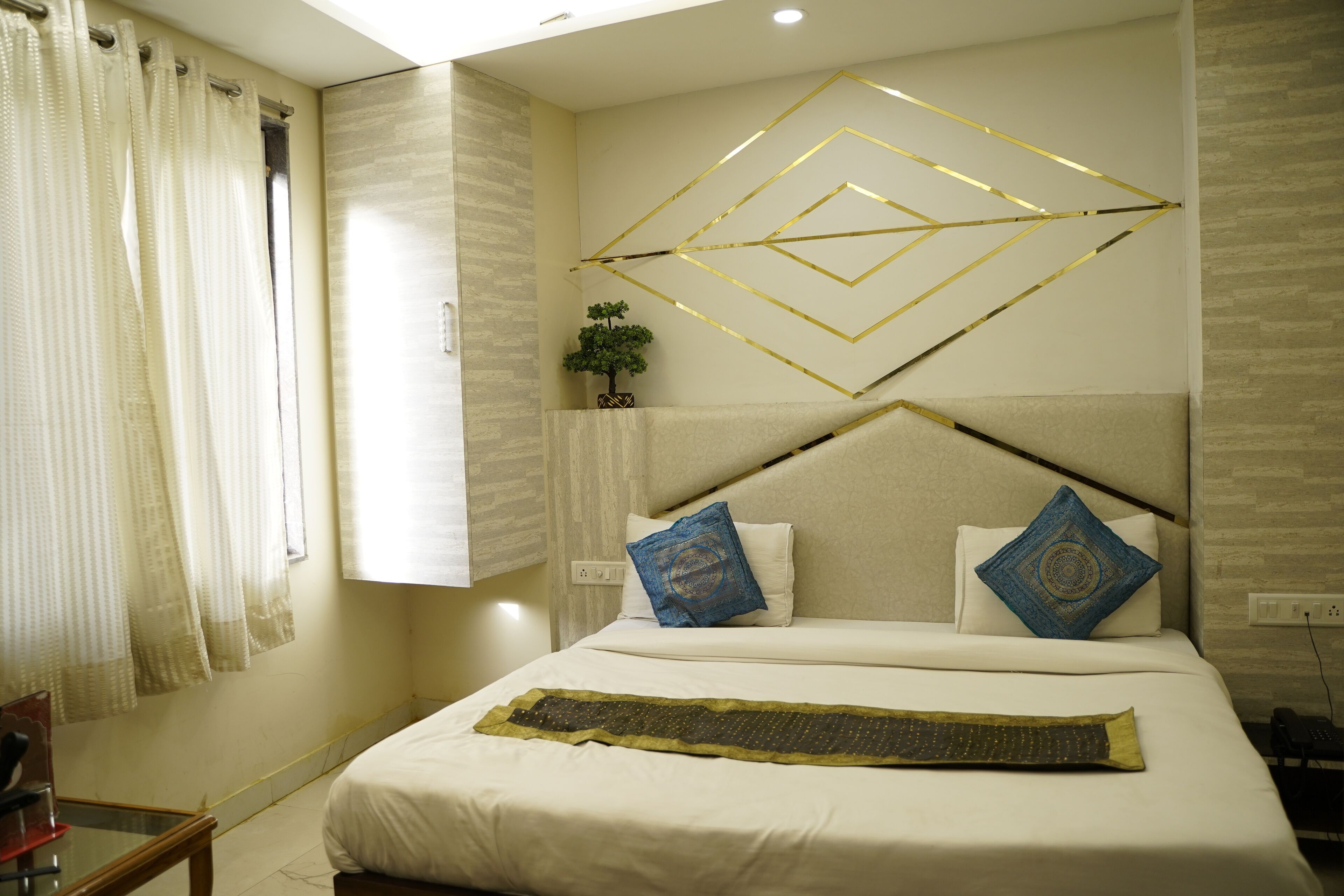 Hotel Wall City 55