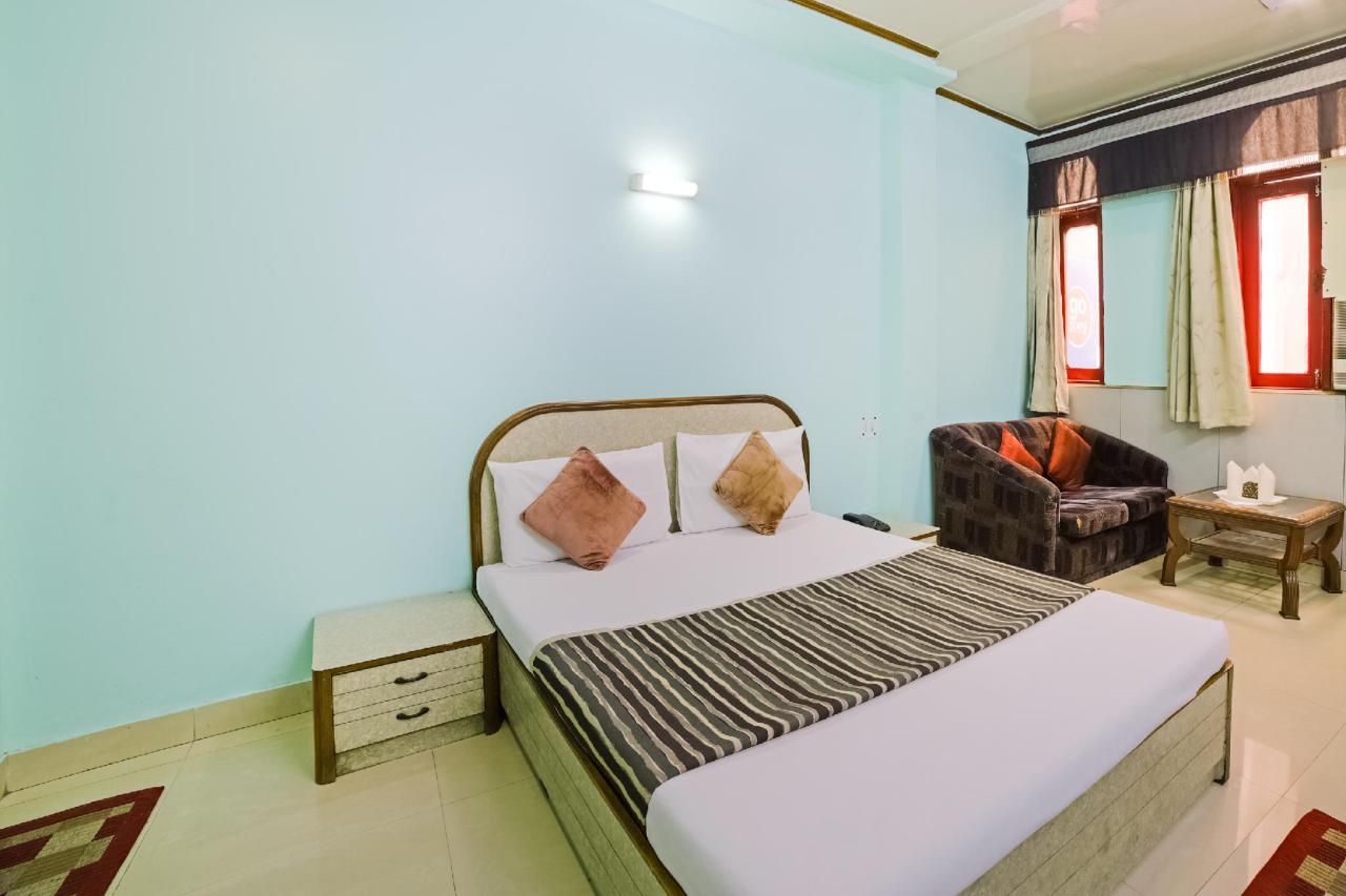 Hotel Woodland Deluxe by OYO