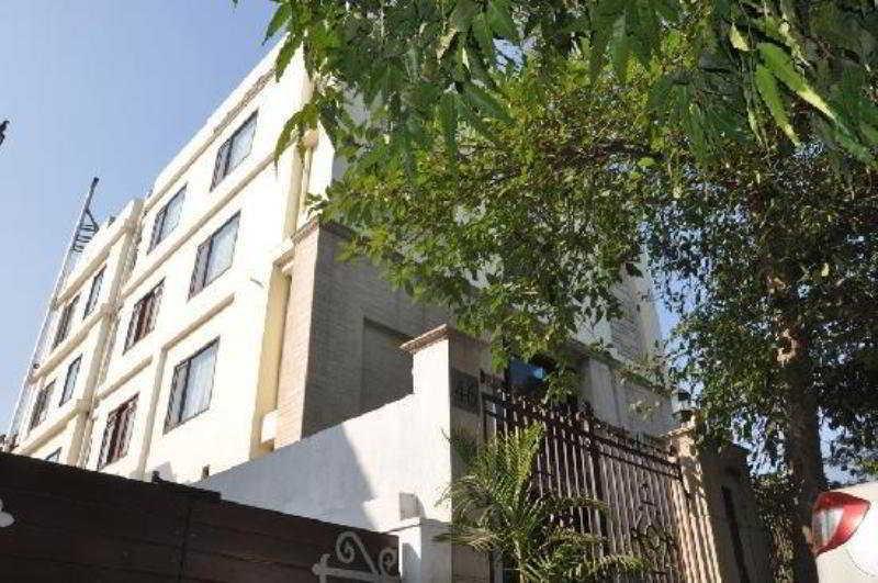 Icon Towers