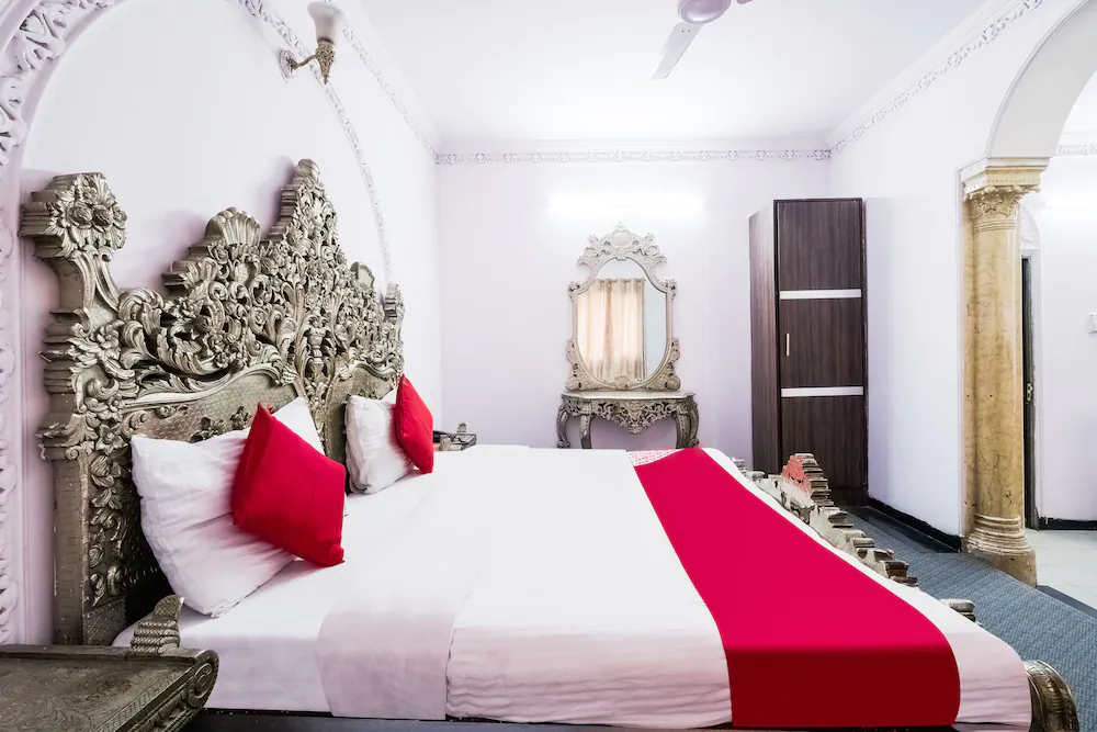 Hotel Ivory Palace by OYO Rooms