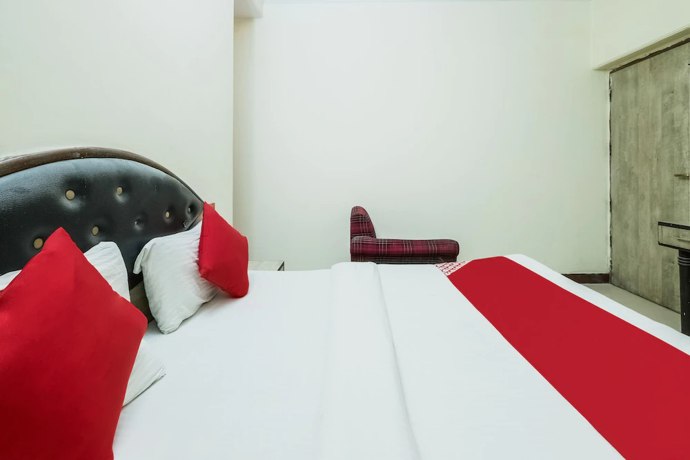 Hotel Ivory Palace by OYO Rooms