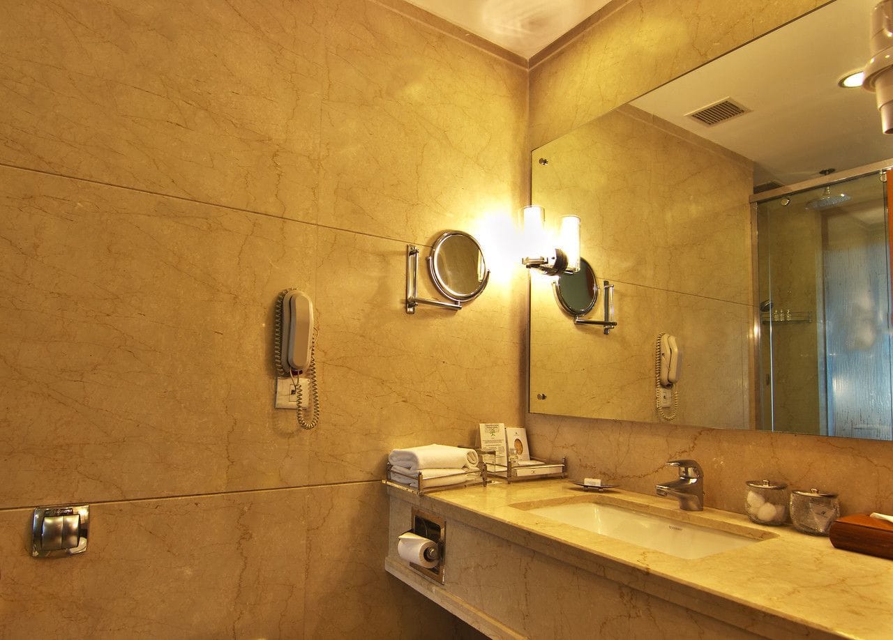 Jaypee Siddharth Hotel