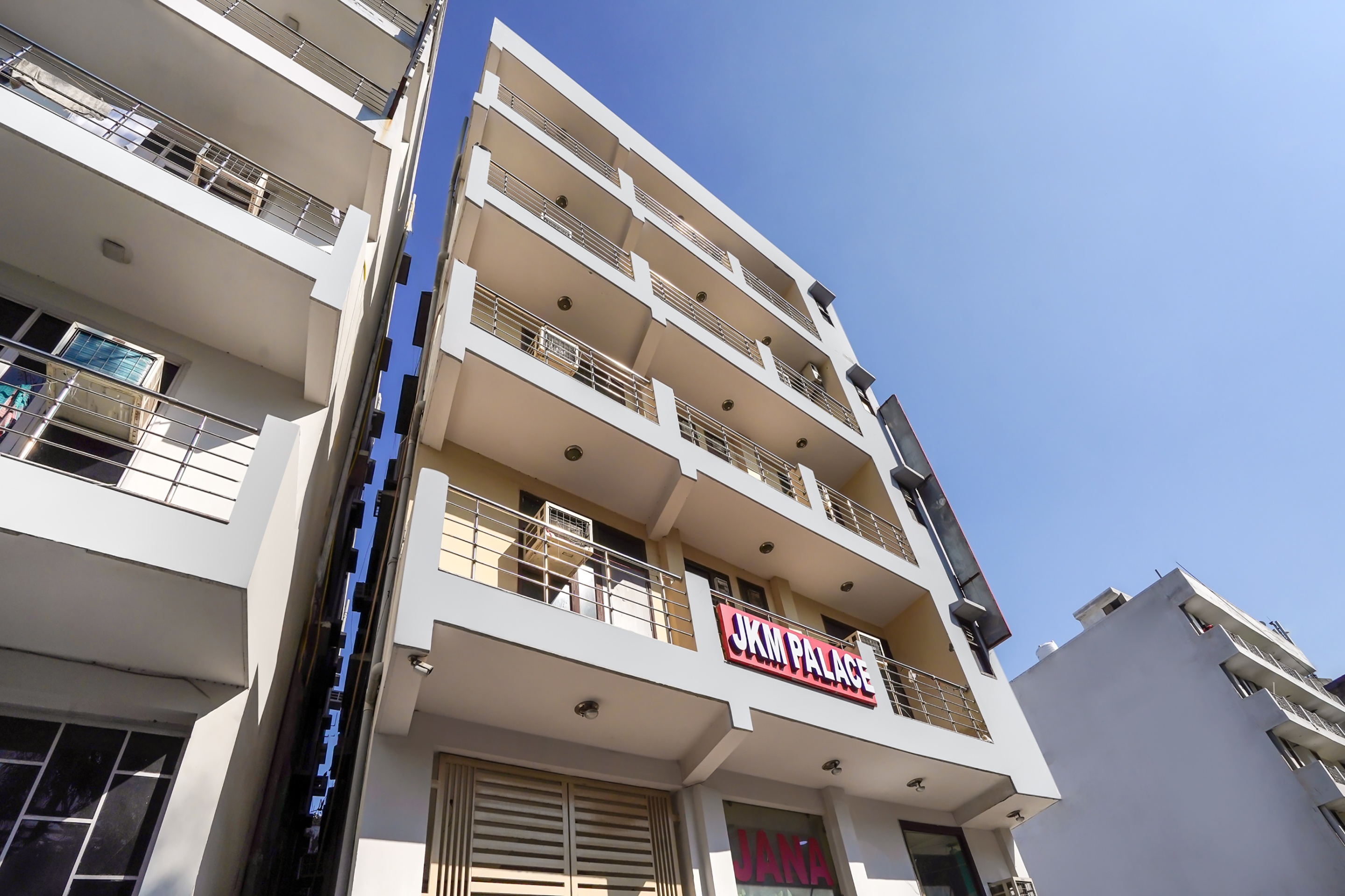 Jkm Palace by Oyo Rooms