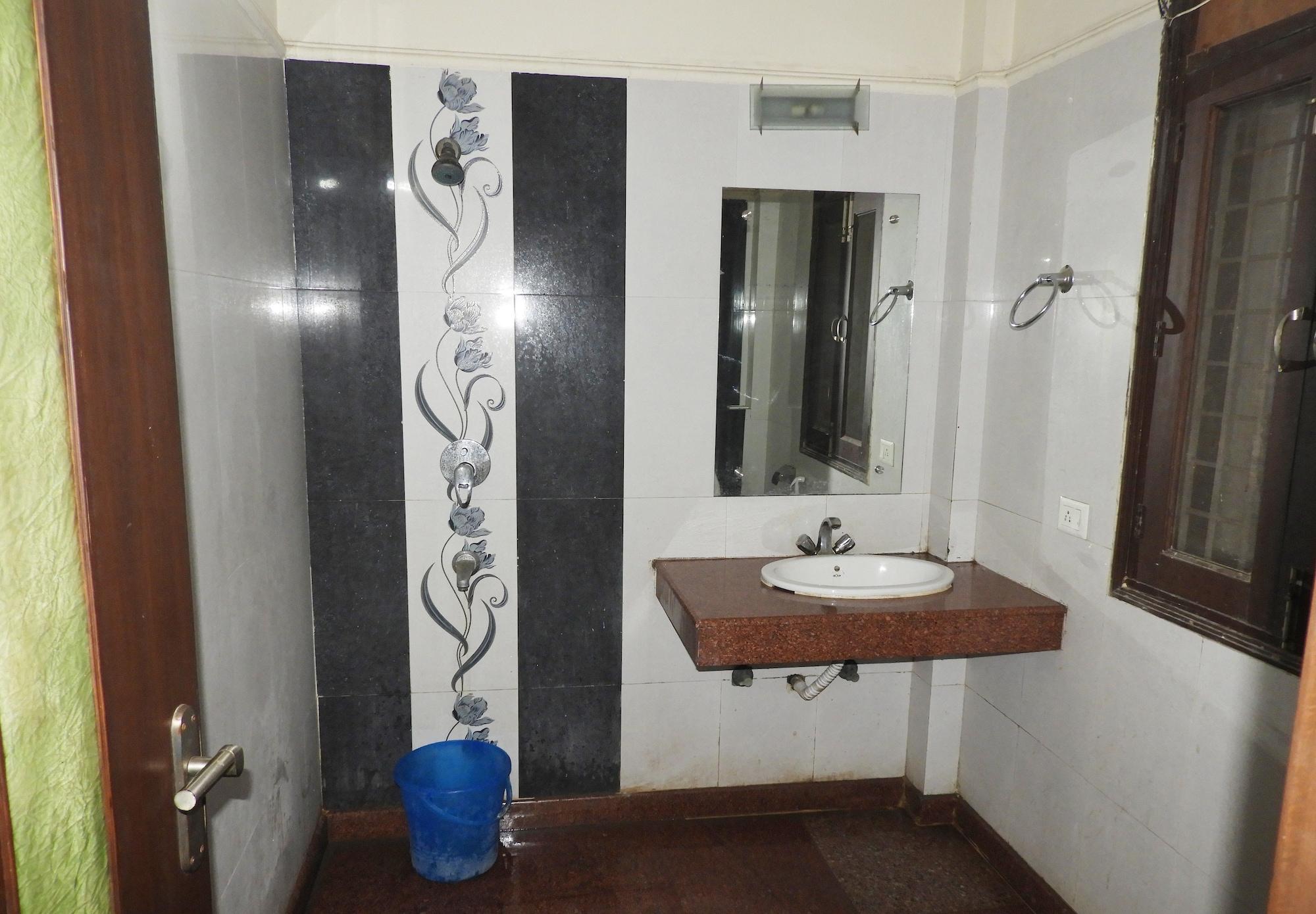 Jkm Palace by Oyo Rooms