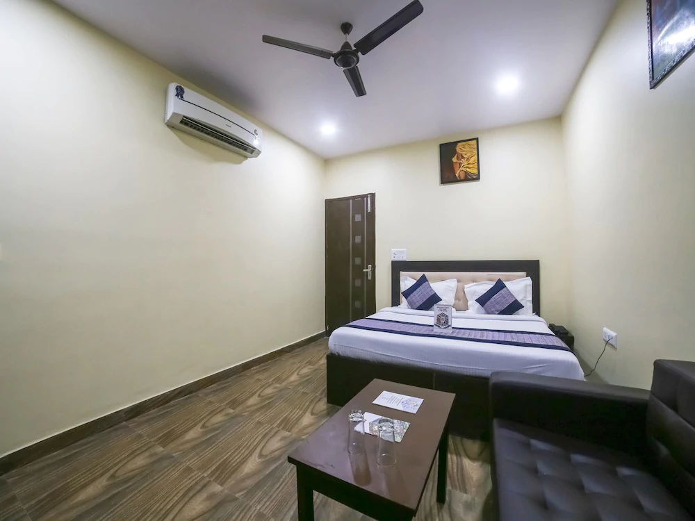 Jp Villa By OYO Rooms